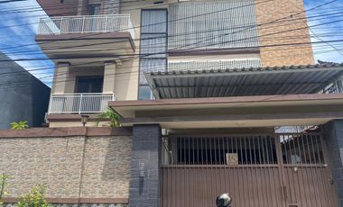 Dijual Rumah 3 Lantai Di Area Denpasar