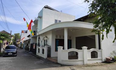DIJUAL RUMAH FULL FURNISH JALAN CENDANA RAYA KENTEN PALEMBANG