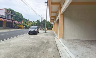 Rumah tingkat bonus 3 ruko jln raya Bobotsari Karangreja Pemalang
