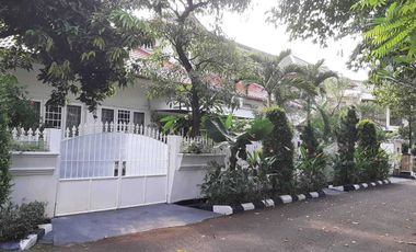 TERMURAHHH RUMAH KOMPLEK VILLA DELIMA HARGA MENDEKATI NJOP