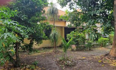 Dijual Rumah Luas Lokasi Jl. Kyai Abdullah Surabaya