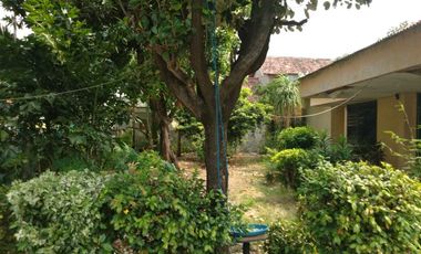 Dijual Rumah Luas Lokasi Jl. Kyai Abdullah Surabaya