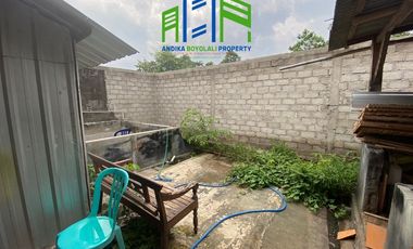 Rumah siap huni dekat jalan utama di Teras Boyolali