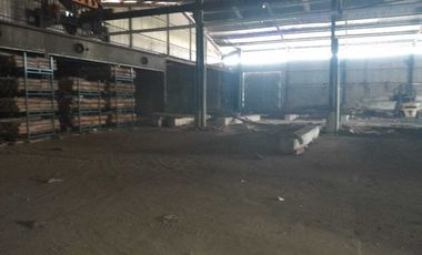 Disewakan gudang di Raya Kletek Sidoarjo