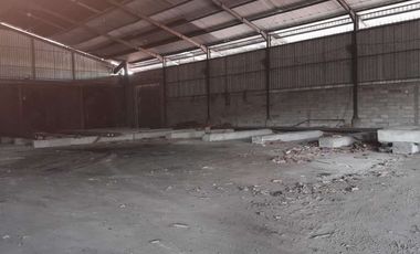 Disewakan gudang di Raya Kletek Sidoarjo