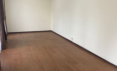 Disewakan Rumah Tipe 4+1 Kamar Tidur di Kuningan Jakarta Selatan