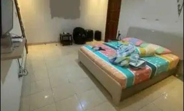 disewakan rumah bagus furnished di utan kayu matraman 2 lantai