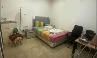 disewakan rumah bagus furnished di utan kayu matraman 2 lantai