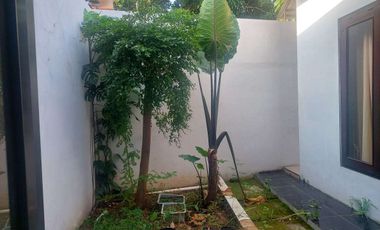 Dijual Rumah Lingkungan Cluster Elite - Gajahan Colomadu Karanganyar