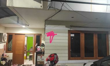 Dijual Rumah di Komplek Taman Burung, Cijerah