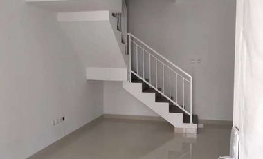 Dijual rumah minimalis bernuansa mewah di Jakarta timur