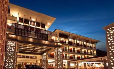 Dijual hotel bintang 4 modern hanya 5 menit ke pantai di Kuta