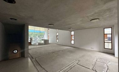 DISEWAKAN RUKO+ RUMAH 2 LANTAI DENGAN KONSEP GALERY (Cocok Untuk Kanto