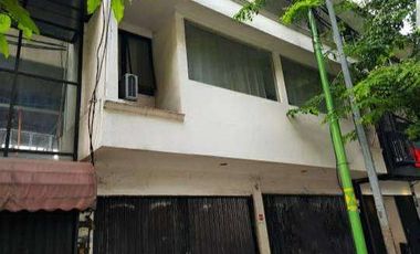 DISEWAKAN MURAH RUKO GANDENG DI KEBAYORAN BARU JAKARTA SELATAN