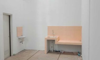 Disewakan 2 Kios/ Gudang Baru dan Besari di pusat kota Sukabumi