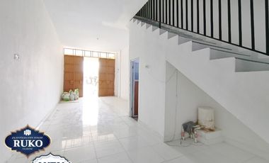 dijual RUKO baru masih Mulus dan Bagus di Jalan Pelita