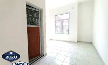 dijual RUKO baru masih Mulus dan Bagus di Jalan Pelita