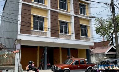 dijual RUKO baru masih Mulus dan Bagus di Jalan Pelita