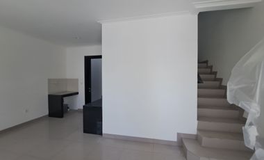 Disewa Rumah pik2 tahap 1, brand new