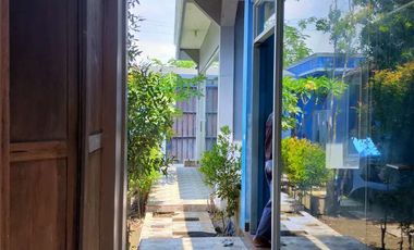 Gudang parangjoro akses truk fuso