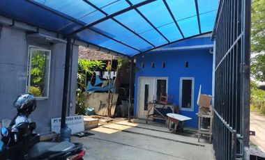 Gudang parangjoro akses truk fuso