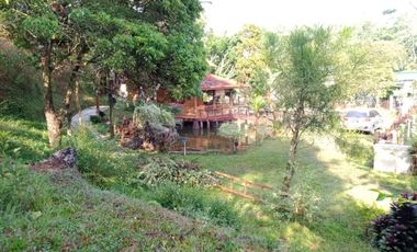 Villa Asri Tanah Luas Plus Kolam Ikan di Bojong Purwakarta