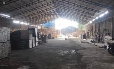 GUDANG MURAH DI 0 JALAN RAYA KEDAMEAN GRESIK ( dekat Jalan Raya)