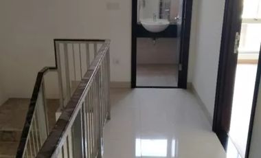 TOWN HOOUSE ALLEGRO/RUMAH GOLF ISLAND DISEWAKAN MURAH, 3 LANTAI