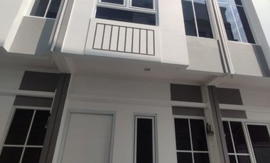 Rumah baru minimalis 2 lantai 10 menit ke tol Ancol Jakarta pusat