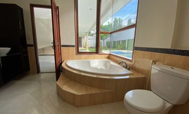 Rumah Bagus M U R A H Dlm Komplek Dkt Stasiun M R T Cipete, Jakarta