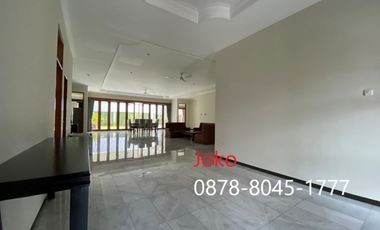 Rumah Bagus M U R A H Dlm Komplek Dkt Stasiun M R T Cipete, Jakarta