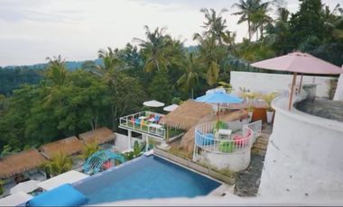 Restaurant Bukit view laut dan view kota di Lombok Barat