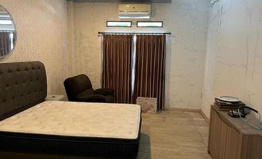 Dijual cepat Luxury House Semi Furnish di Buah Batu Regency