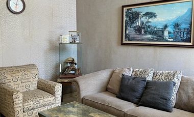 Dijual cepat Luxury House Semi Furnish di Buah Batu Regency