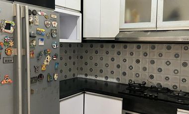Dijual cepat Luxury House Semi Furnish di Buah Batu Regency