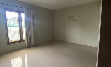 Disewakan Rumah Tipe 4 Kamar Tidur di Ciniru Kebayoran Baru