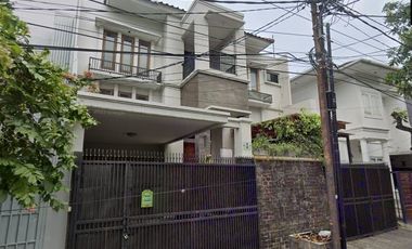 Disewakan Rumah Tipe 4 Kamar Tidur di Ciniru Kebayoran Baru