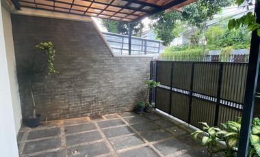 Disewakan Rumah Tipe 4 Kamar Tidur di Ciniru Kebayoran Baru