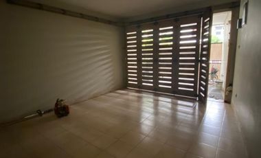 Disewakan Rumah Tipe 4 Kamar Tidur di Ciniru Kebayoran Baru