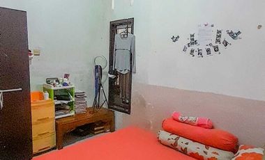 Rumah dan kos-kosan dekat polsek Ampenan