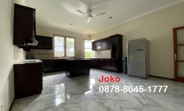 Rumah Cluster Elit Samping Stasiun MRT Cipete, Jakarta Selatan