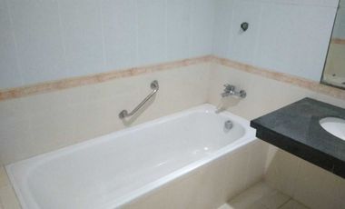 Rumah Cantik 2 Lt di Perumahan Citra Grand, Cibubur, Bekasi