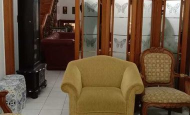 Dijual Rumah di area perkantoran di Kawaluyaan Indah