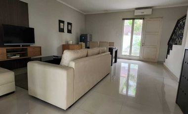 WOW Jual Rumah 2 Lantai Nyaman Asri Luas Besar Murah Lippo Cikarang BU