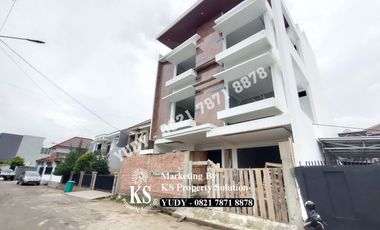 Rumah mewah di Jalan Taman Kenten, Duku, Ilir Timur III Kota Palembang