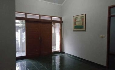 Dijual Rumah di jalan H Alpi