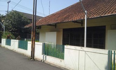 Dijual Rumah dan Tanah di Hook dibawah NJOP  Buahbatu Bandung