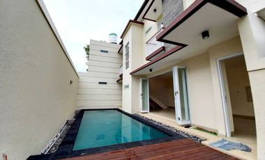 JUAL VILLA MODERN VIEW OCEAN 2 LANTAI NUSA DUA