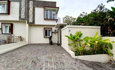 JUAL VILLA MODERN VIEW OCEAN 2 LANTAI NUSA DUA
