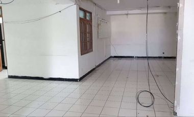 Ruko pinggir jalur utama dekat Jogja City Mall bagus untuk usaha